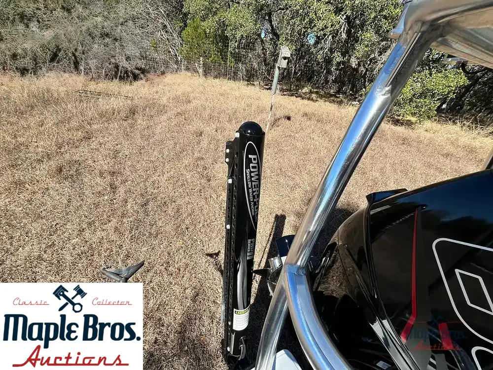 2023 Hells Bay Professional