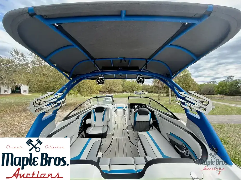 2020 Yamaha Wake Series 242X
