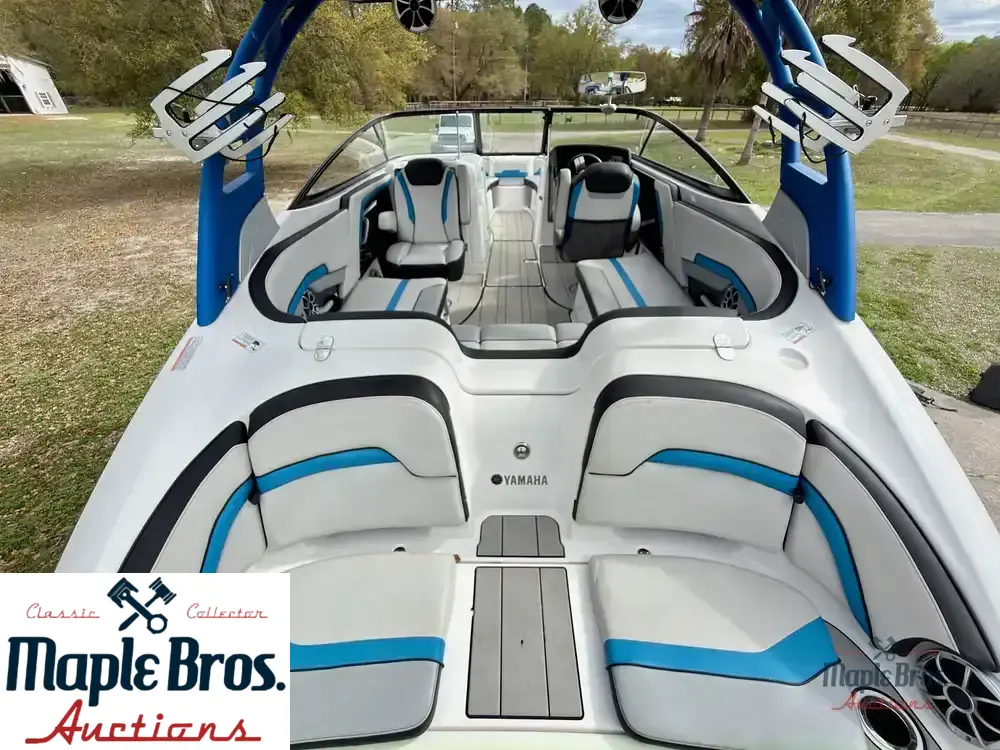 2020 Yamaha Wake Series 242X