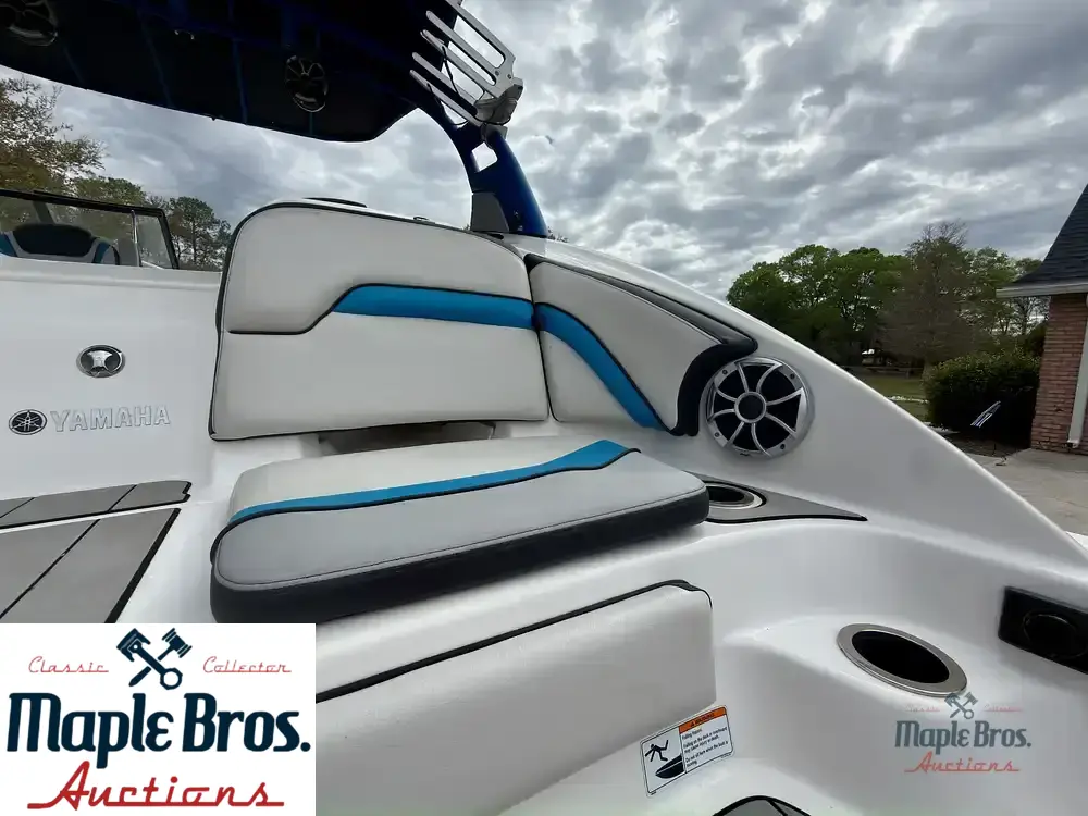 2020 Yamaha Wake Series 242X