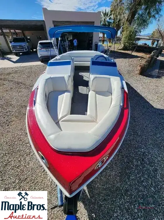 2018 Shockwave 21 Skier
