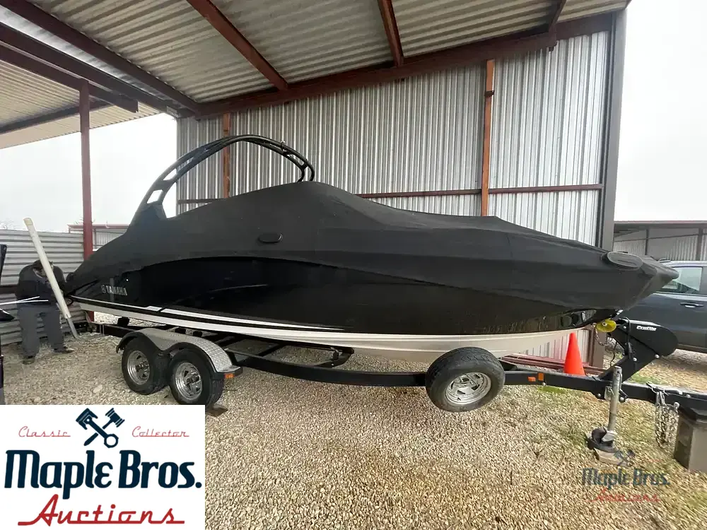 2017 Yamaha 242 Limited S