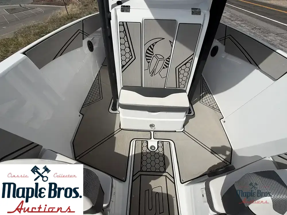 2020 Scarab 255 Open