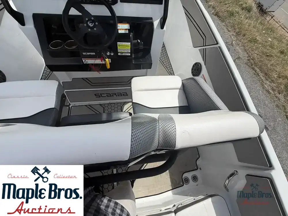2020 Scarab 255 Open
