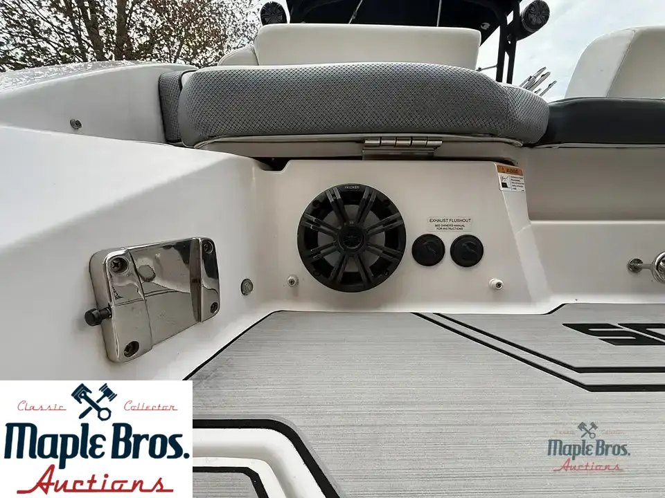 2019 Scarab 255 id wake edition