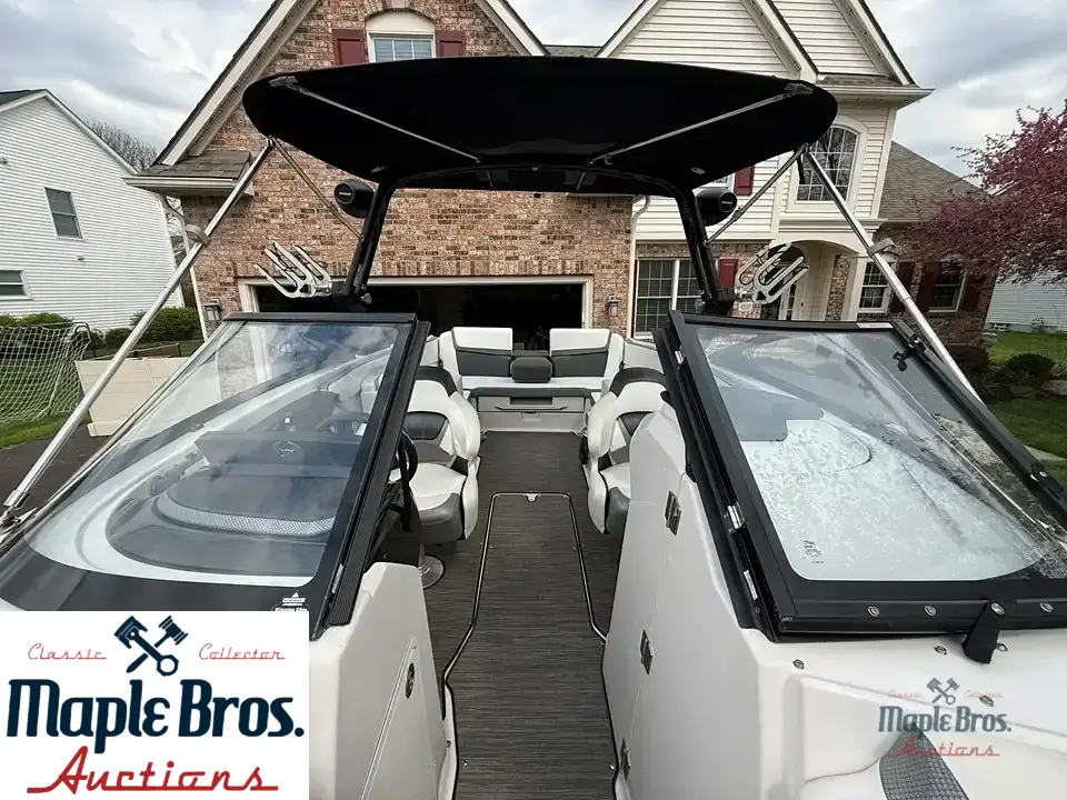 2019 Scarab 255 id wake edition