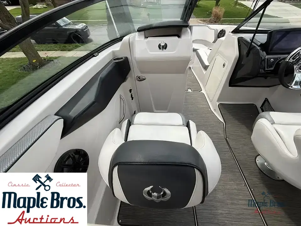 2019 Scarab 255 id wake edition
