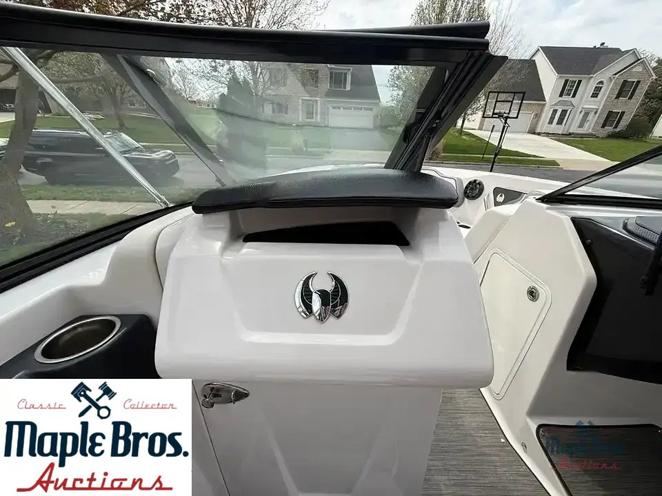 2019 Scarab 255 id wake edition