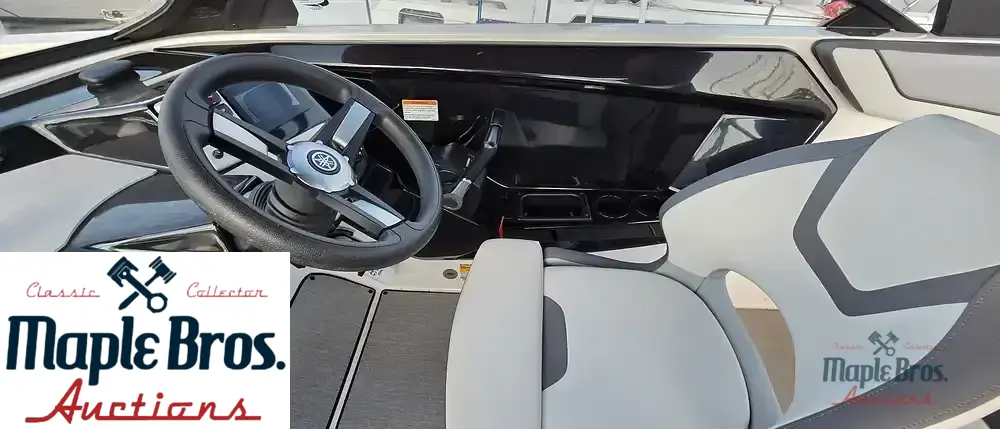 2023 Yamaha AR 220