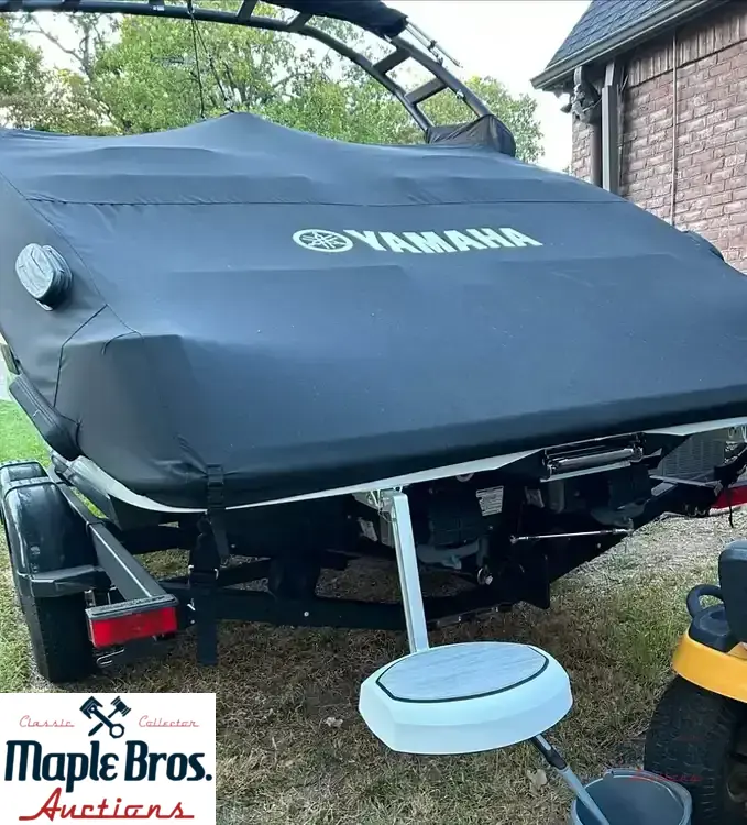 2023 Yamaha AR 220