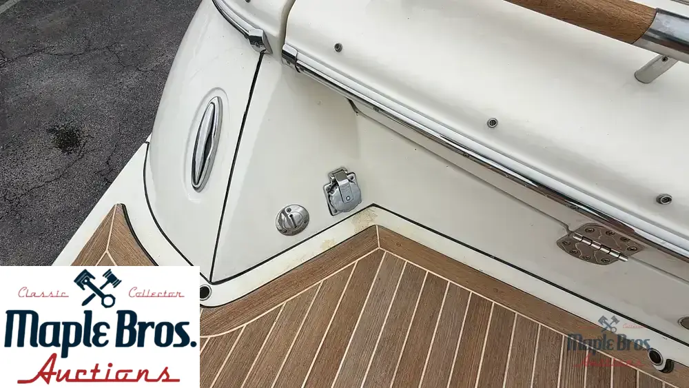 2015 Chris-Craft 32 Launch
