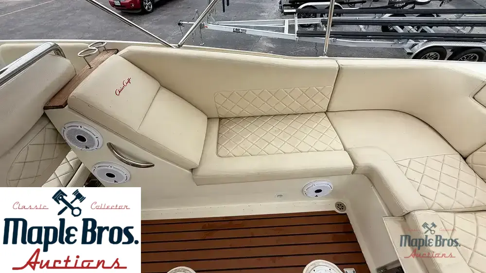2015 Chris-Craft 32 Launch