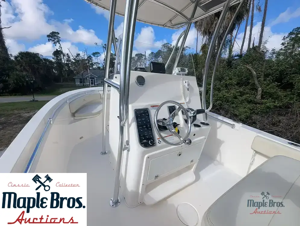 2023 Cobia 237