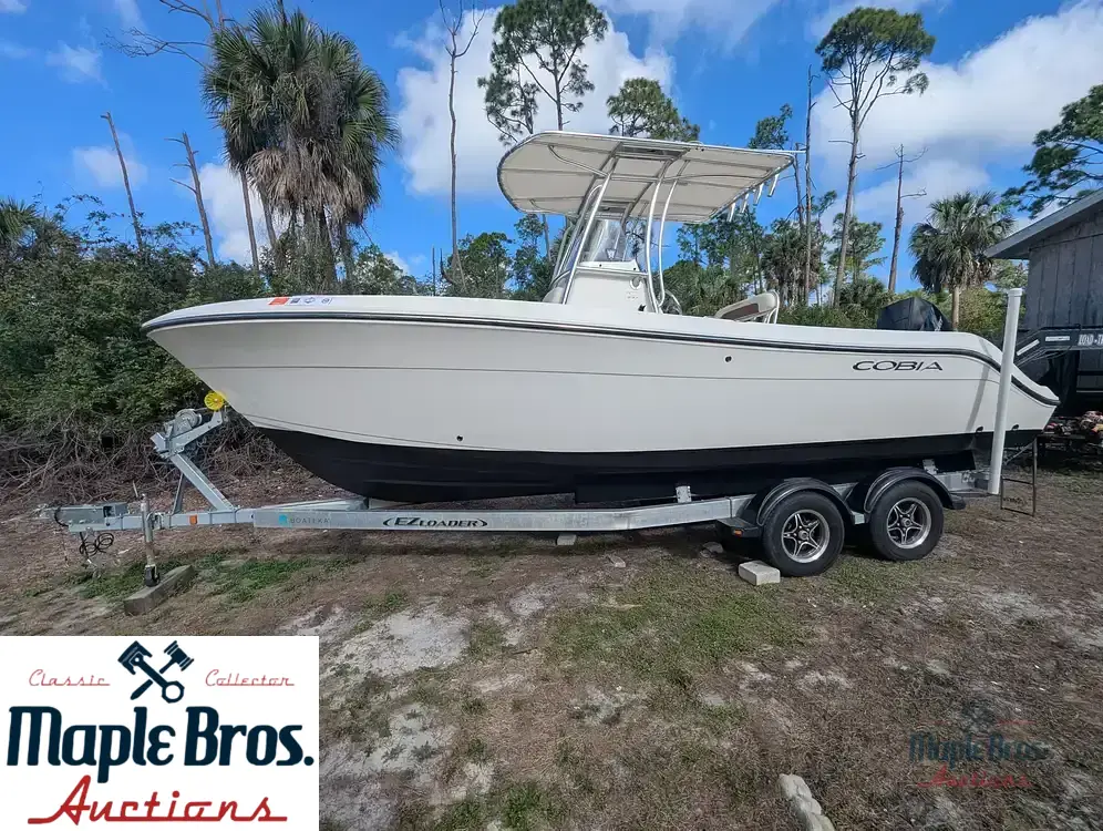 2023 Cobia 237