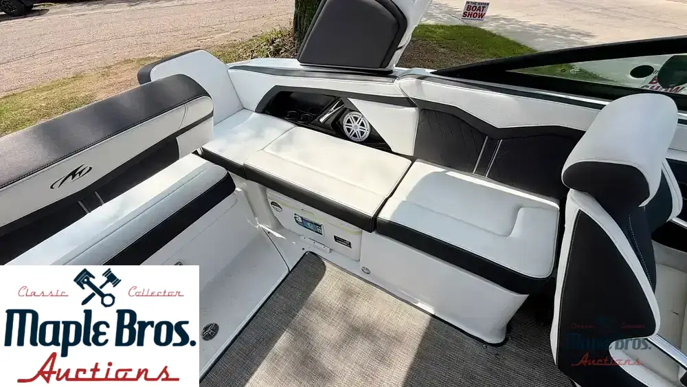 2022 Monterey Elite Series 258 SS