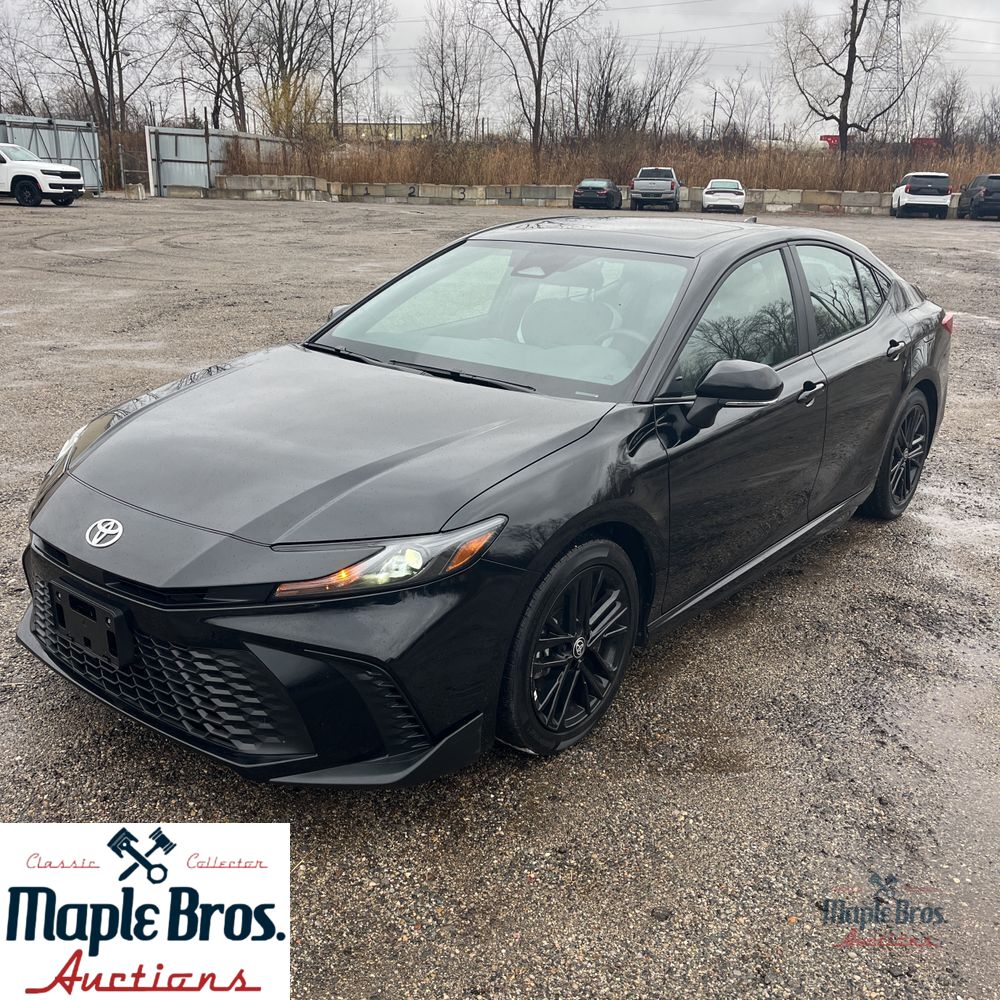 2025 Toyota Camry SE