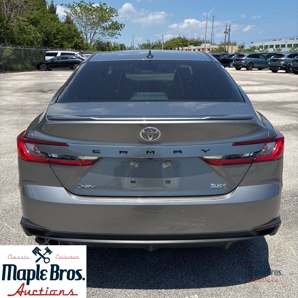2025 Toyota Camry SE