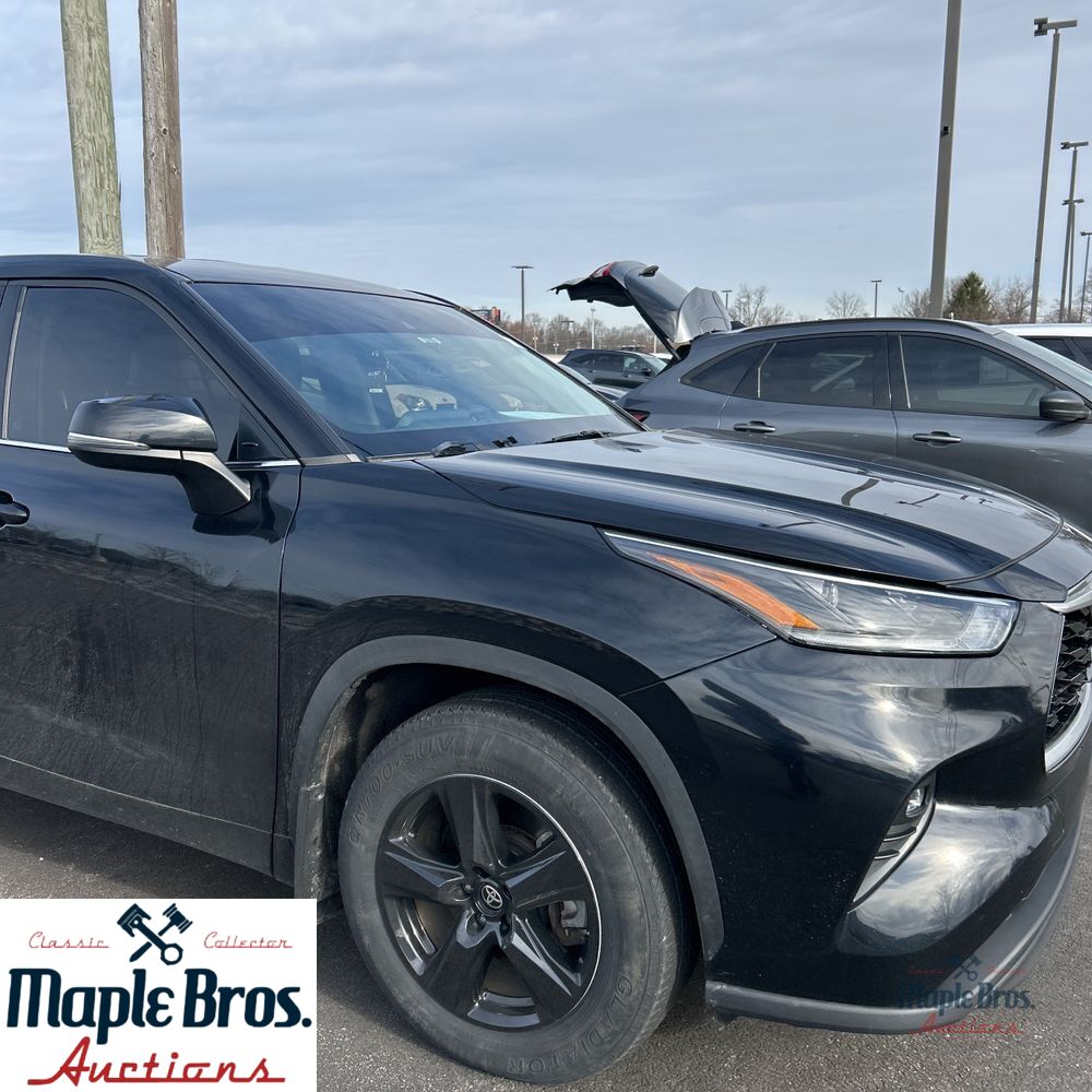 2021 Toyota Highlander LE