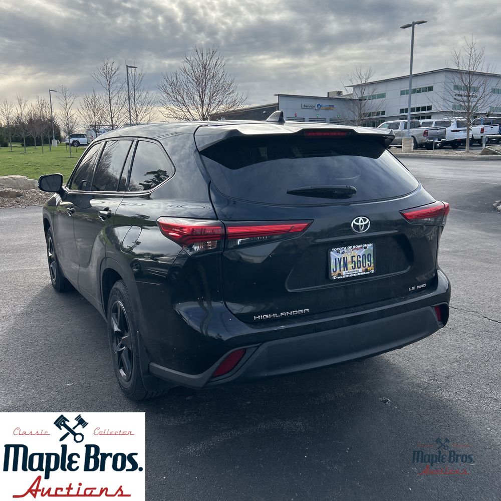 2021 Toyota Highlander LE