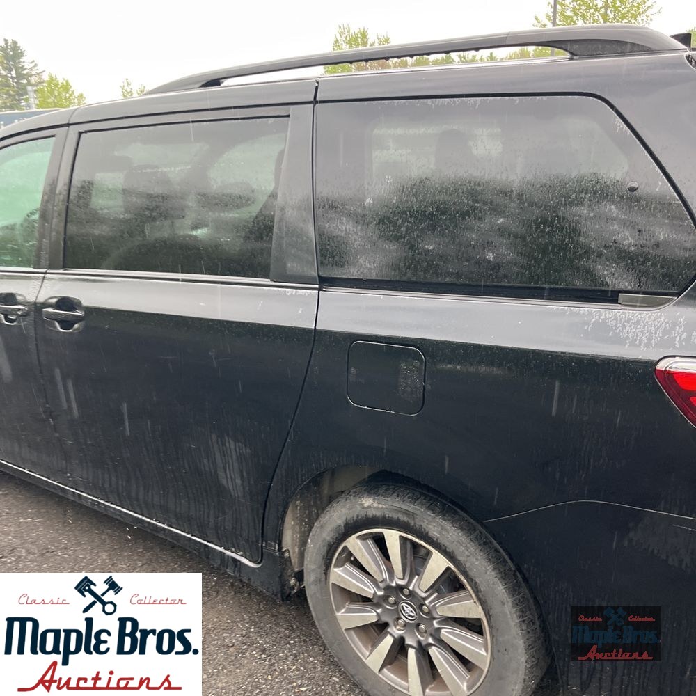 2020 Toyota Sienna LE 7-Passenger
