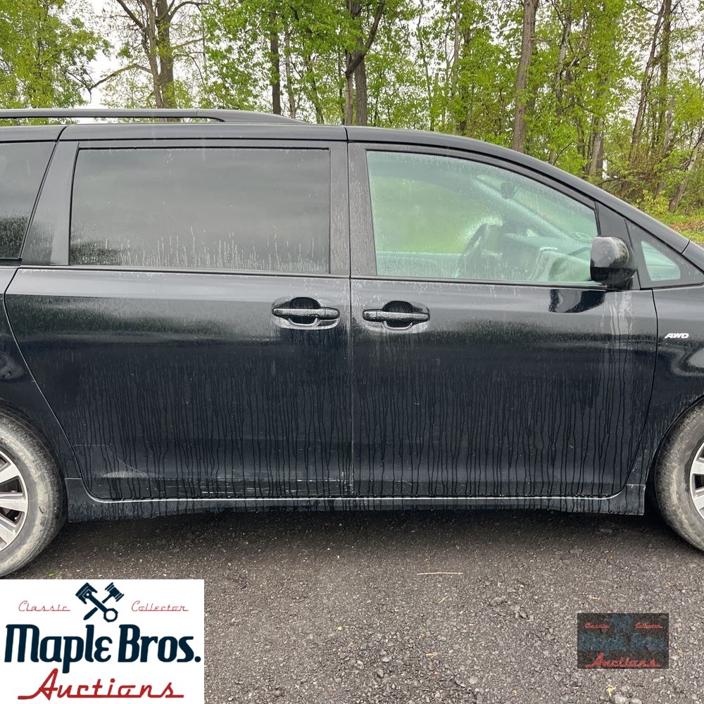 2020 Toyota Sienna LE 7-Passenger