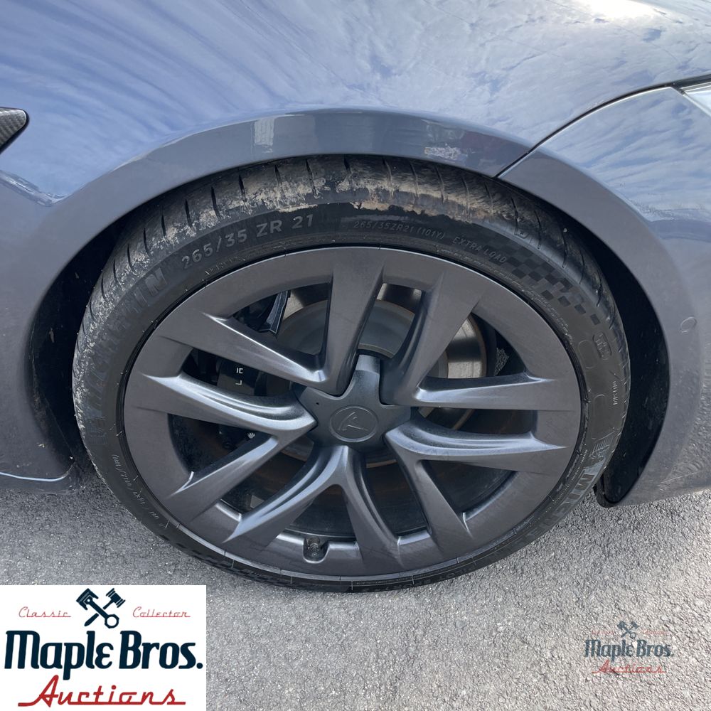 2022 Tesla Model S Base