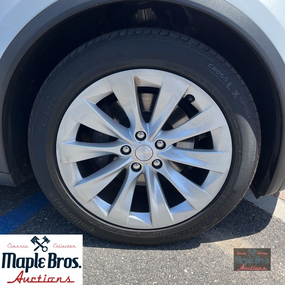 2019 Tesla Model X Standard Range