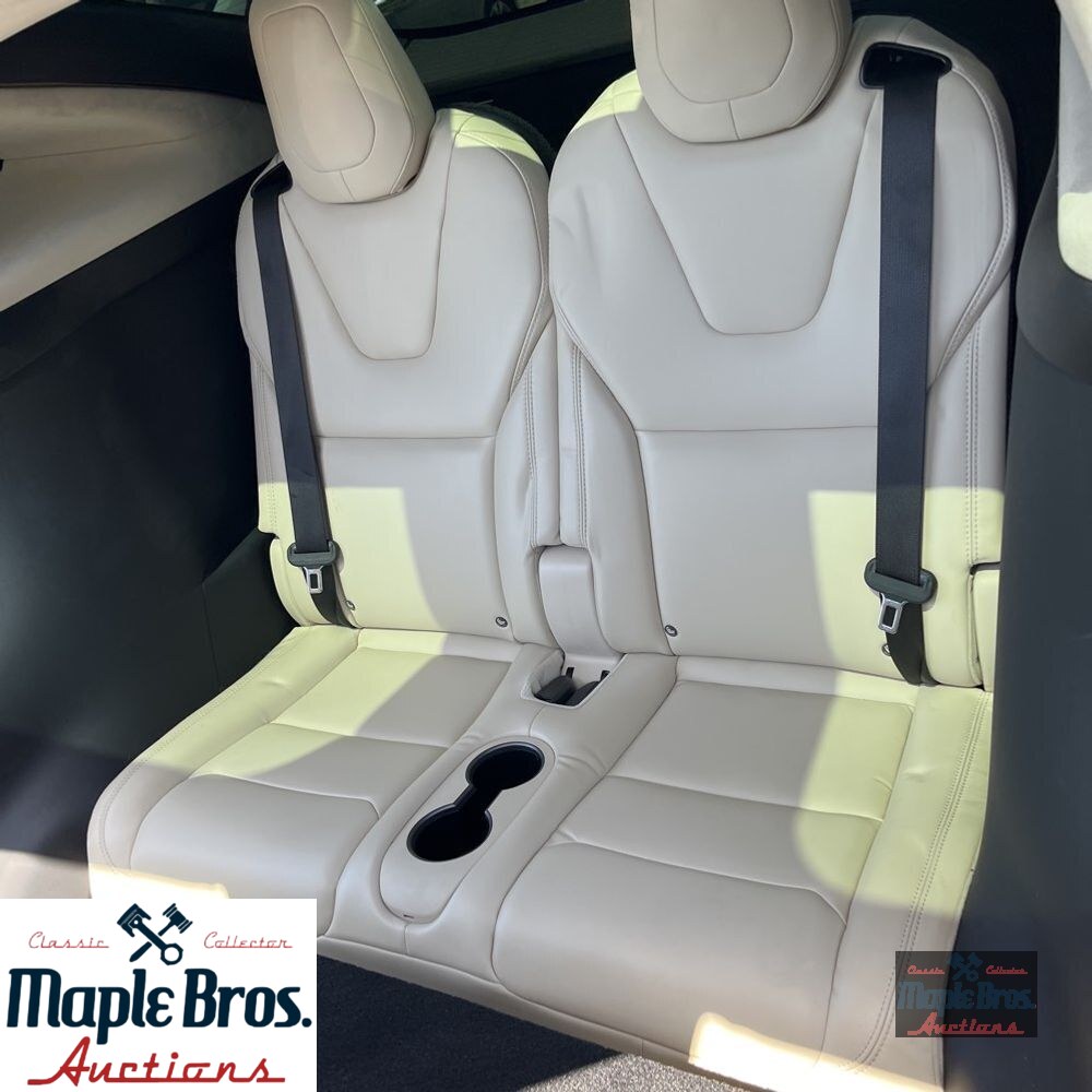 2019 Tesla Model X Standard Range