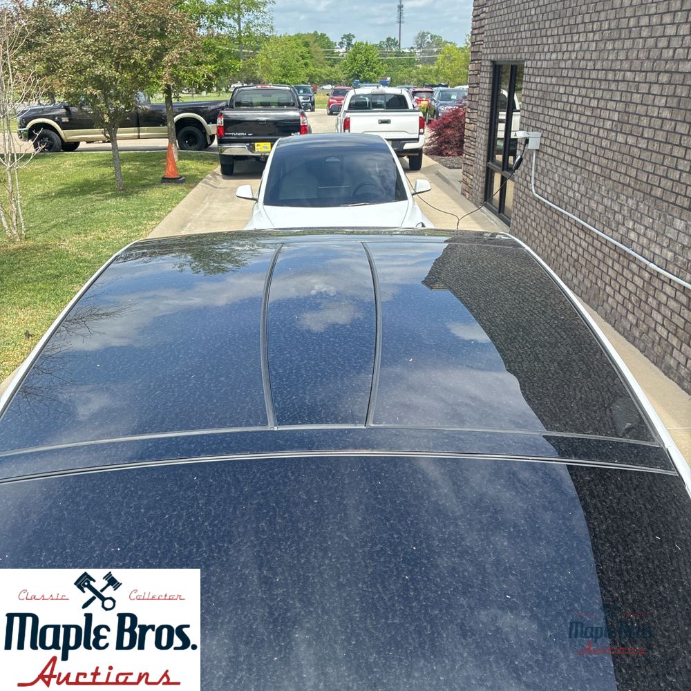 2022 Tesla Model X Base