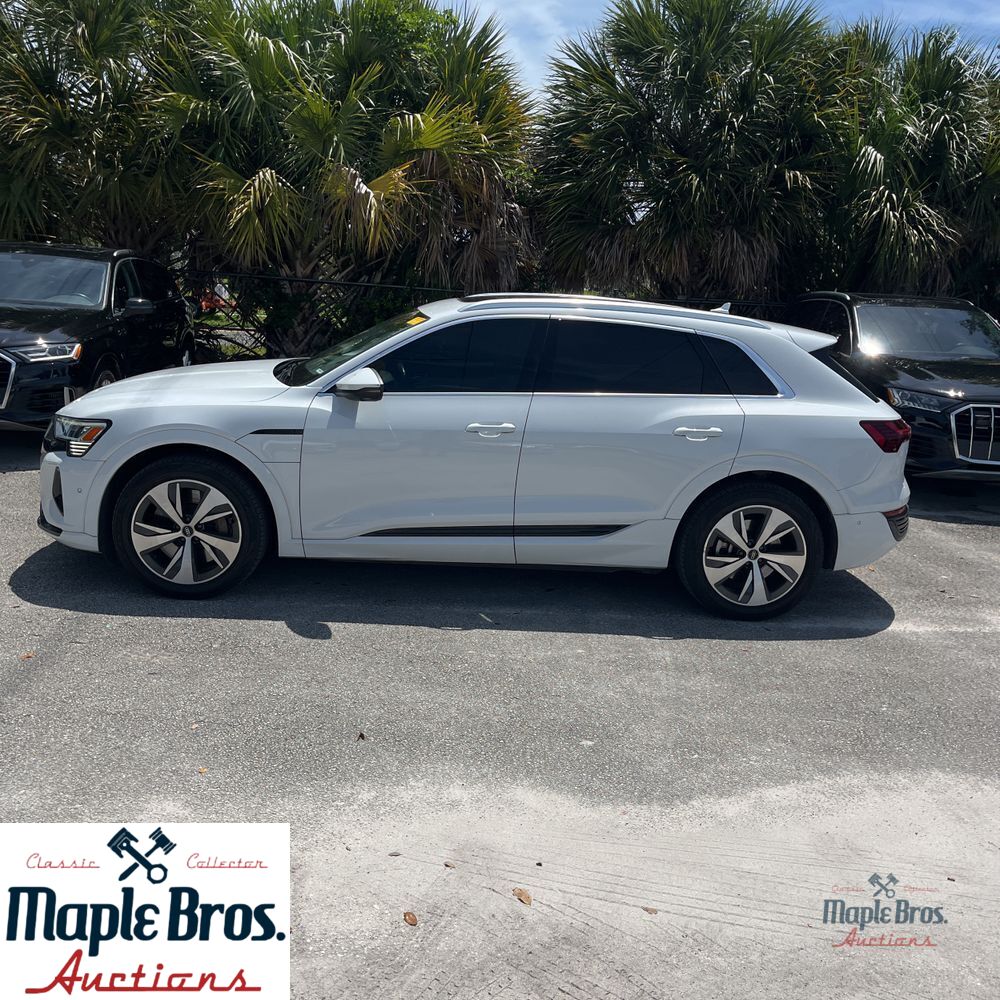 2024 Audi Q8 e-tron quattro Premium Plus
