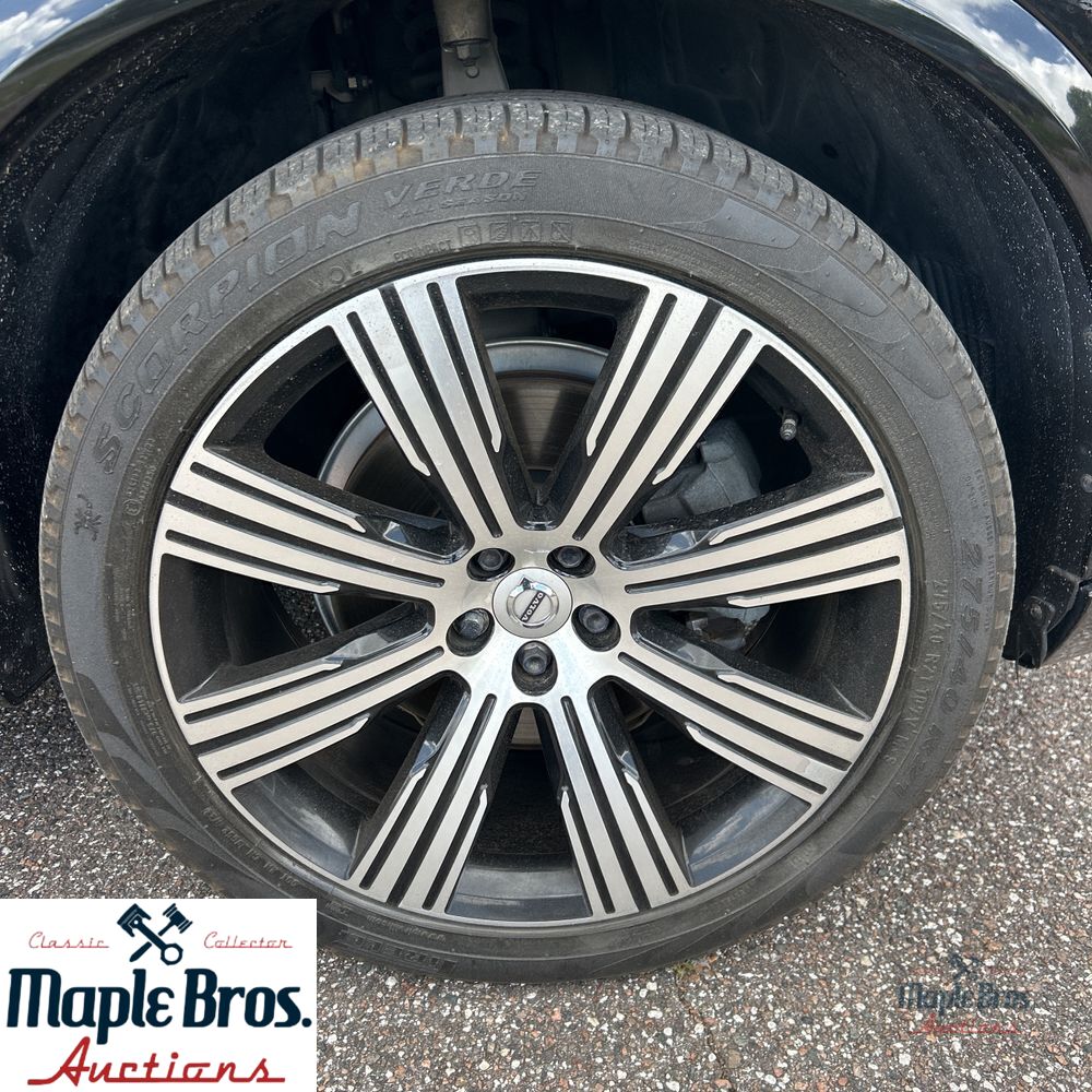 2021 Volvo XC90 T6 Inscription 7 Passenger