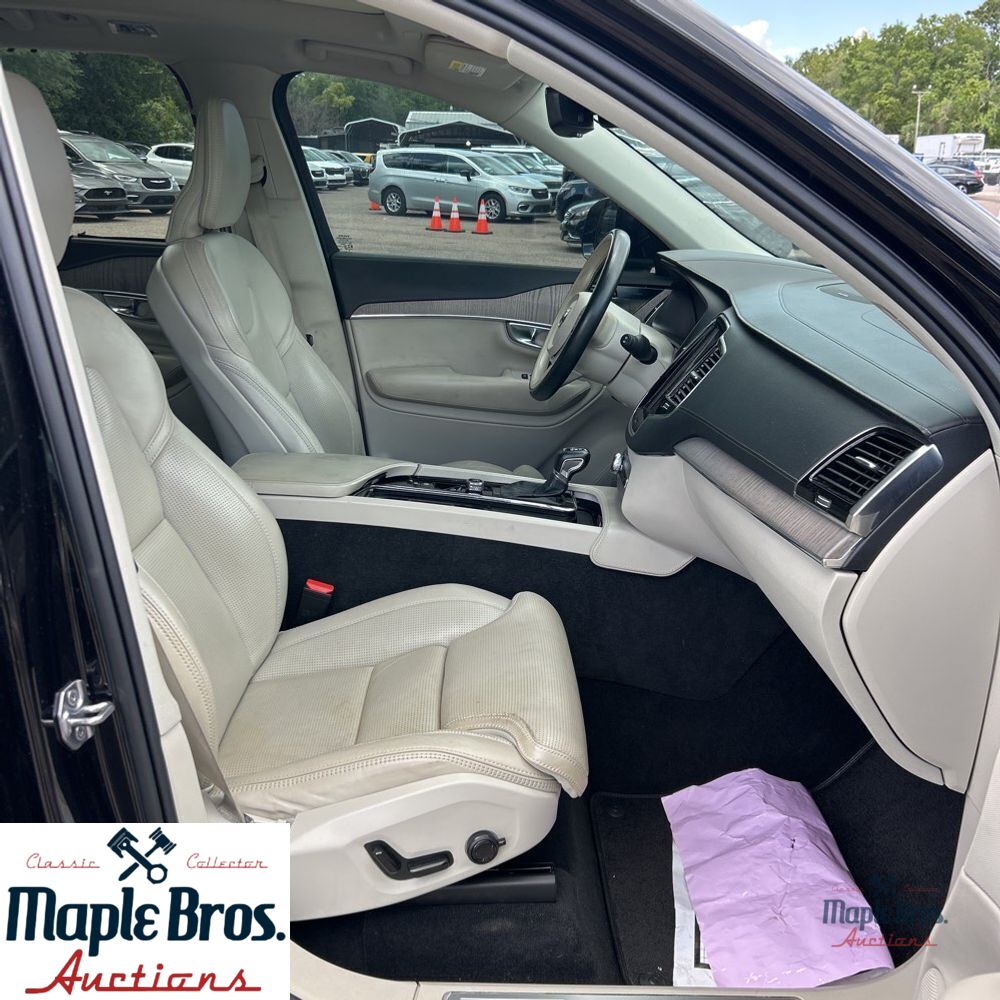 2021 Volvo XC90 T6 Inscription 7 Passenger